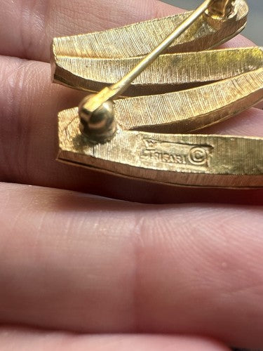 CROWN TRIFARI M/W Initial Pin Brooch, 1960s Textured Gold Tone, Vtg. Signed