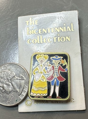 The Bicentennial Collection Aviva Ent. Inc. Pin Brooch Lapel Colonial Couple