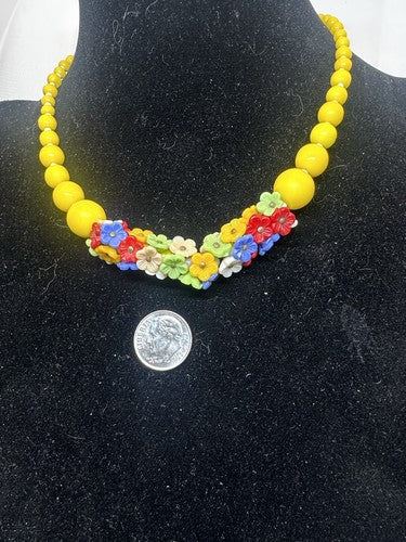Vintage Glass Murano Yellow Flower Necklace - Beautiful!