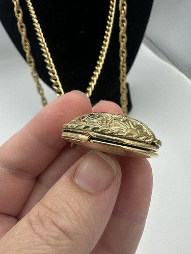 1928 Layered Domed Pendant Necklace With Locket