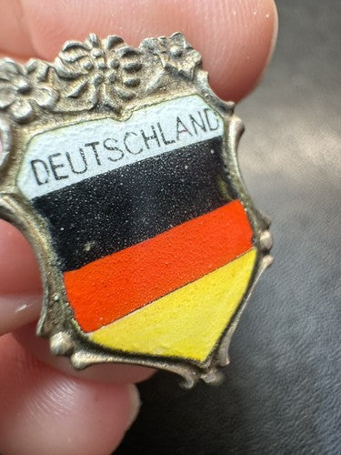 Vintage Deutschland - Germany Tourist Travel Souvenir Pin Coat of Arms