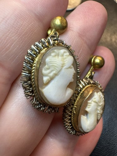 Antique Cameo Shell Dangle Screw Back Earrings