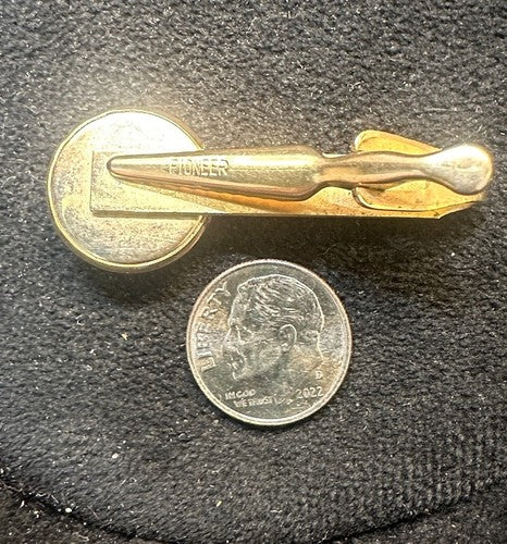 Amazing Statue of Liberty Reverse Carved Crystal Gold Tone Tie Tack Clip