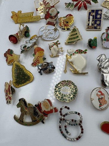 Christmas Lapel Flat Brooch Pin Lot Vintage to Modern 55 pcs Some Signed