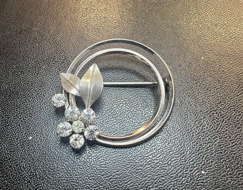 Vtg Krementz Floral Spray Brooch Circle Clear Rhinestones Silver Tone Signed Pin