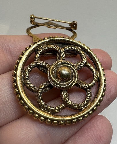 Vintage ART Arthur Pepper Brooch Pin Scarf Clip Filigree Victorian Gold Tone