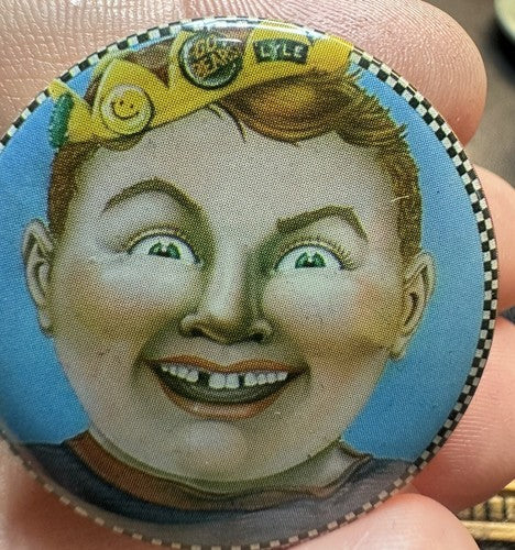 CAROL BOUMAN Art Pin Button LYLE Vintage 1974 Art Brand Buttons Easy Aces