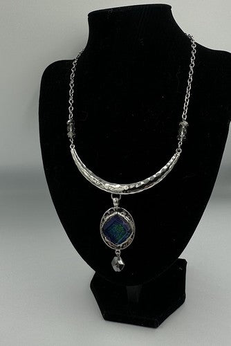 Chico's Silver Iridescent Multi Color Pendant Necklace 23”