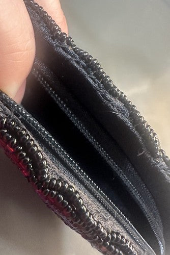 NEIMAN MARCUS HAND MADE BEADED EVENING CLUTCH SHELL SHAPE