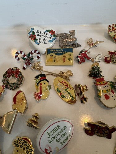 Christmas Lapel Flat Brooch Pin Lot Vintage to Modern 65 pcs
