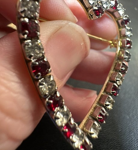 Vintage Prong Set Red Clear Crystal Rhinestone Gold Silver Heart Pin Brooch