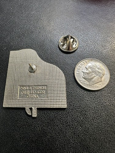 Motown Cafe Orlando Microphone Piano Vintage Lapel Pin Back