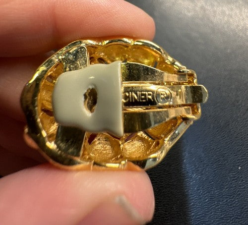 Vintage Ciner Huge Shiny Gold Plated Run Way Statement Clip On Earrings
