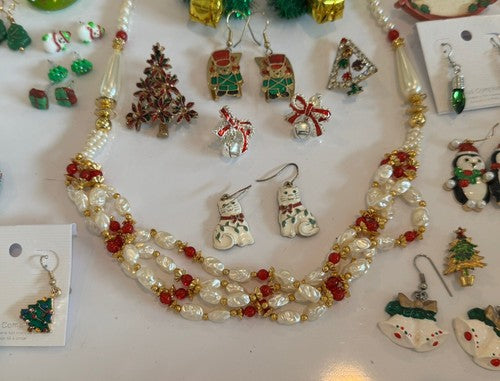 Lot Vintage To Now Christmas Pins Brooch Earrings Lot Some Signed 57pcs.