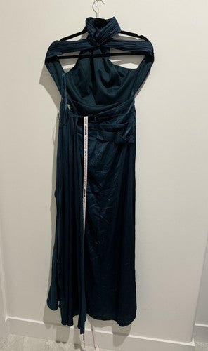 Ieena for Mac Duggal Side Ruched Satin Halter Neck Gown Dress - Size 6
