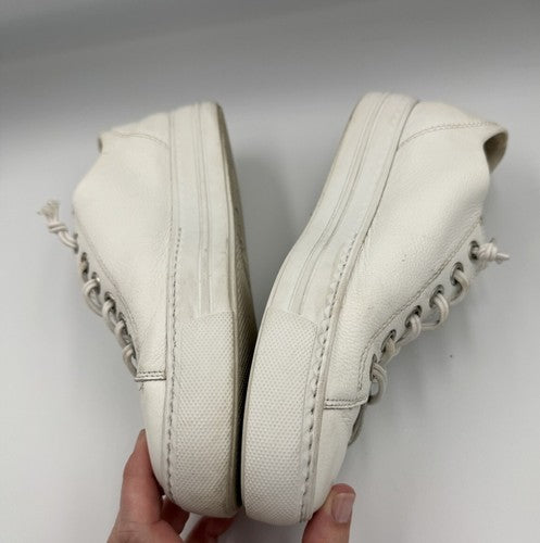 $420 Paul Green Hadley Platform Sneaker white leather silver 7.5 (2) (TD21)