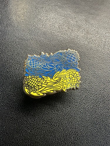 Ukraine Flag Pin Sunflower VikaVita x Dissent Pins