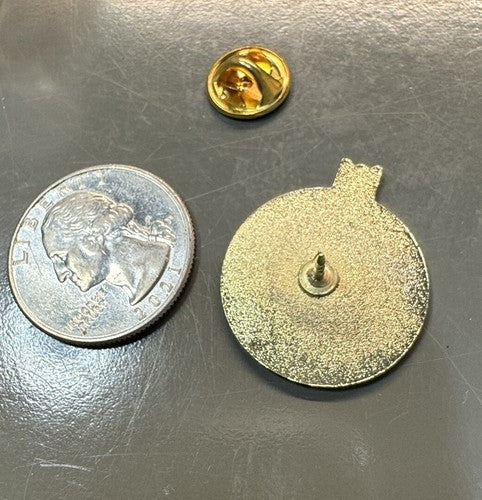 Wells Fargo Employee Lapel Pin - ACCURACY & RESULTS FOCUS - NOS