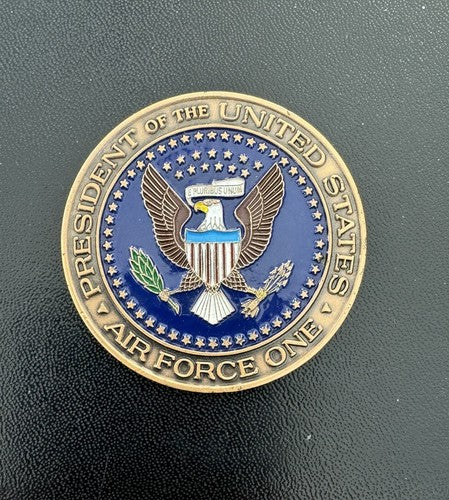 Presidential Visit Vietnam November 2000 Air Force One NUMBERED Challenge Coin