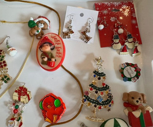 Lot Vintage To Now Christmas Pins Brooch Earrings Lot Some Signed 53pcs.
