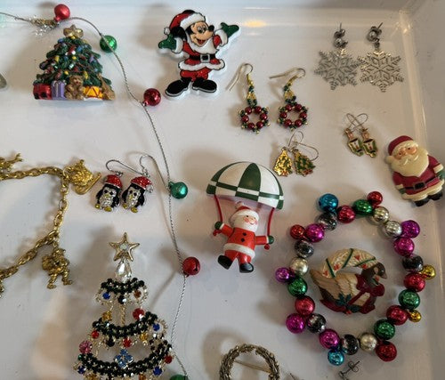 Lot Vintage To Now Christmas Pins Brooch Earrings Lot Signed Avon Hallmark 49pc