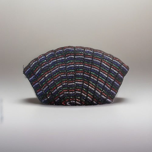 NEIMAN MARCUS HAND MADE BEADED EVENING CLUTCH SHELL SHAPE