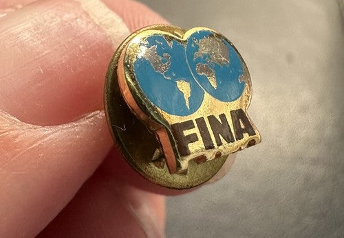 INTERNATIONAL SWIMMING FEDERATION FINA OFFICIAL REFEREE PIN NEW OLD STOCK