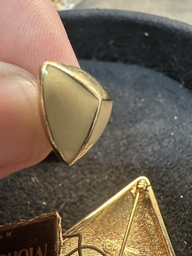 VTG Modernist ENAMEL MONET BLACK CREAM GOLD BROOCH EARRINGS NWT 80s