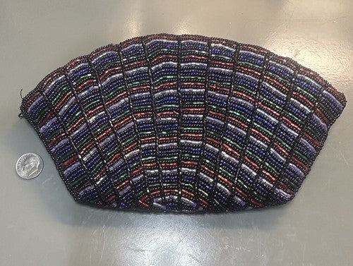 NEIMAN MARCUS HAND MADE BEADED EVENING CLUTCH SHELL SHAPE