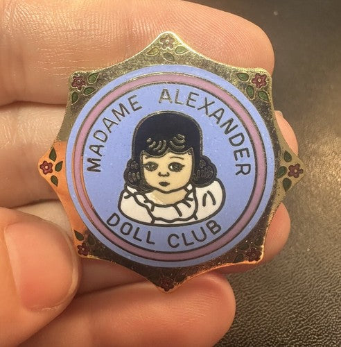 Madame Alexander Doll Club Collection Collectors Lapel Hat Pin MADC Brooch