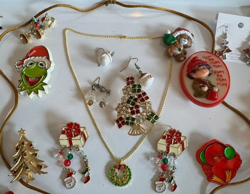 Lot Vintage To Now Christmas Pins Brooch Earrings Lot Some Signed 53pcs.