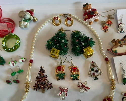 Lot Vintage To Now Christmas Pins Brooch Earrings Lot Some Signed 57pcs.