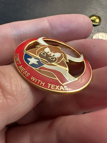 DON'T MESS WITH TEXAS BULL STATE FLAG TRAVEL PIN