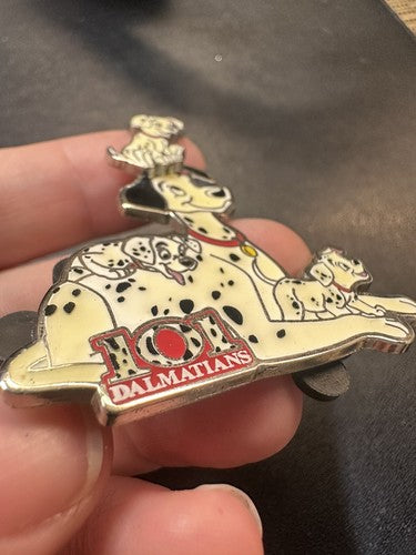 101 Dalmatians - Family (Pongo and Puppies) Slider Disney Pin