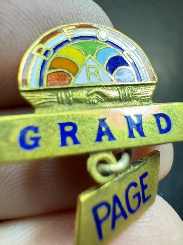 Vintage Order Of Rainbow Girls Grand Page Pin Merit Service
