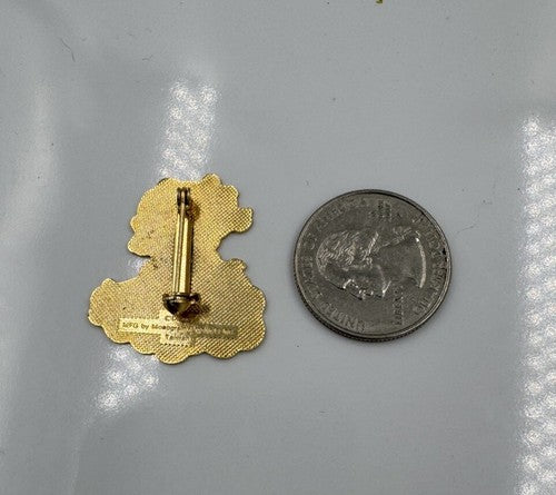Ellicottville NY HOLIDAY VALLEY Minnie Mouse Vintage Ski Pin Disney WNY