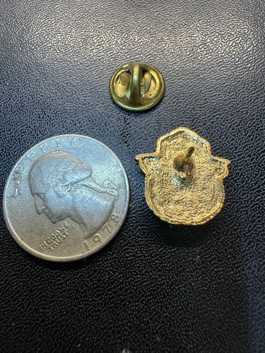 Smokey The Bear Lapel Pin Souvenir Gold Toned