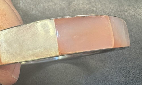 GORGEOUS PINK SOUTHWESTERN NATIVE AMERICAN MOTHER OF PEARL INLAY .5” BRACELET