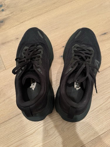 Hoka One One Womens Bondi 8 1127952 BBLC Black Running Shoes Sneakers Sz 7