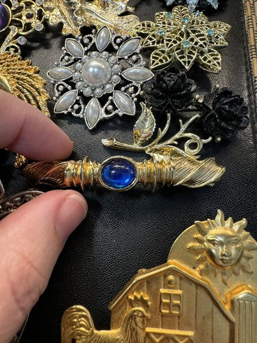 27 Vintage & Modern Mixed Theme Brooch/Pin Lot Cabochon Rhinestone