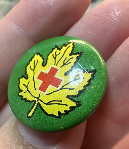 VTG WW2 Red Cross Lapel Pin Canada Green Leaf Canadian Pin back Button