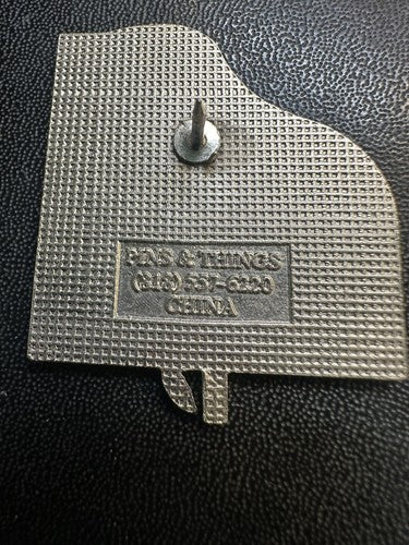 Motown Cafe Orlando Microphone Piano Vintage Lapel Pin Back