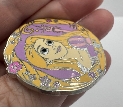 DISNEY PRINCESS RAPUNEL (TANGLED) MYSTERY PIN