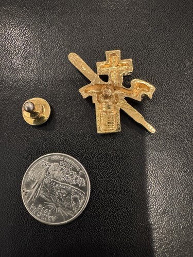 Vtg Avon #1 Nurse Pin Brooch Back Red Cross Rhinestone Gold Tone Medical 10211