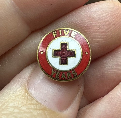 Vintage American Red Cross 5 Year Service Volunteer Lapel Pin Tie Pin 1964-1982