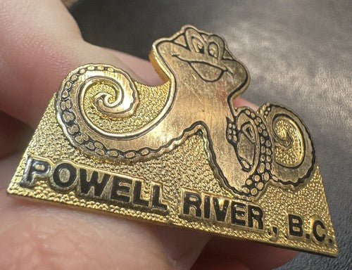 POWELL RIVER B.C. Souvenir Travel Pin Octopus