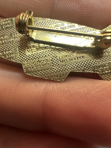 SKYCRUISE AUSTRALIA Blimp Dirigible Lapel Pin Back Hat Tack
