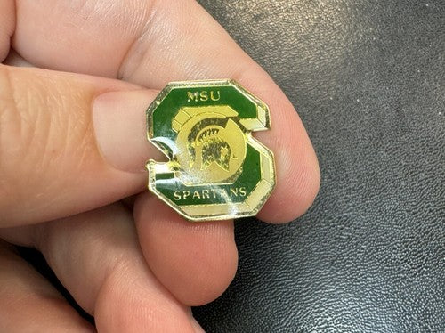 VINTAGE MICHIGAN STATE UNIVERSITY LAPEL HAT PIN MSU