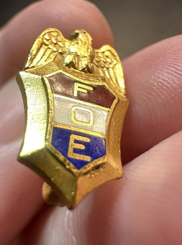 Unique FOE Fraternal Order of Eagles Pin Likely Gold Filled