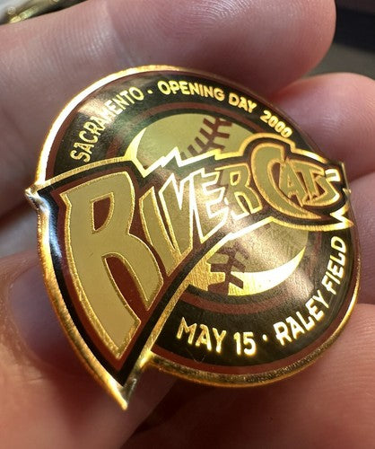 Vintage OPENING DAY 2000 MLB Baseball Pin Sacramento River Cats Raley Field
